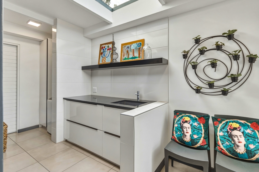 4 Bedroom Property for Sale in Greenways Golf Estate Western Cape